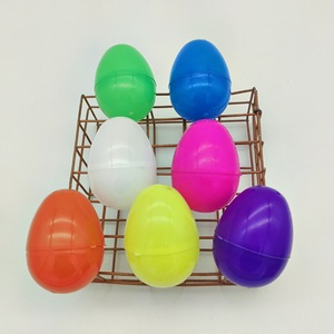 Huevo de Pascua Dorado Grande en Oferta, Pintado y Galvanizado, de Plástico con Diseño Festivo para Abrir - Product Image 5