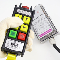 Émetteur radio industriel à 4 boutons à double vitesse à contrôle de précision, homologué IP67, avec arrêt d'urgence et anti-interférence pour grue