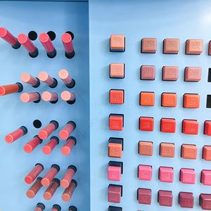 Expositor de Piso Metálico con Orificios para Labiales, Organizador de Maquillaje para Tiendas de Belleza y Venta al por Menor de Brillo Labial - Product Image 5