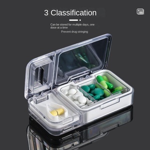 กล่องยาพกพาอเนกประสงค์ 3 ช่อง ขนาดใหญ่ ปิดผนึกได้ พร้อมที่บดยา - Product Image 2