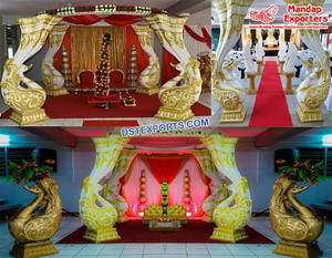 Mandap con Temática de Pavo Real para Bodas en Sri Lanka, Mandap de Pavo Real para Bodas del Sur de Asia, Mandap de Pavo Real Colorido para Bodas en Australia - Product Image 6