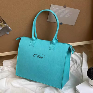 <span class=keywords><strong>Sac</strong></span> fourre-tout en feutre grande capacité avec <span class=keywords><strong>fermeture</strong></span> éclair pour femmes, idéal pour le shopping, le travail, l'école, le bureau, logo personnalisé disponible - Product Image 4