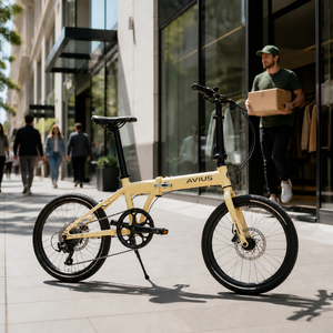 Bicicleta Plegable AVIUS Sand de 20 Pulgadas con Llanta de Aluminio Resistente, 7 Velocidades, Carga de 120 kg, para Entregas y Desplazamientos, con Doble Freno de Disco, Acero de Alto Carbono - Product Image 1