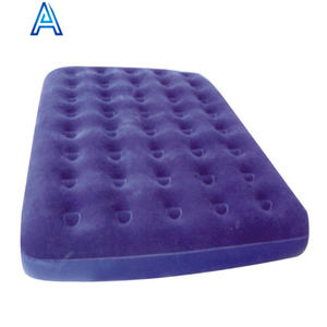 Matelas <span class=keywords><strong>gonflable</strong></span> portable en PVC pliable au <span class=keywords><strong>prix</strong></span> d'usine, <span class=keywords><strong>coussin</strong></span> d'air pour le camping en plein air, la chambre à coucher intérieure - Product Image 1