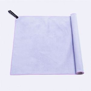 Serviette de sport en microfibre brodée - Logo personnalisé, douce, légère, portable, séchage rapide, rafraîchissante pour adultes, pour le camping et les voyages - Product Image 5