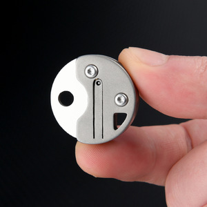 Couteau de poche pliant miniature en alliage de titane en forme de pièce de monnaie, acier 7Cr, petit coupe-circuit EDC pour porte-clés, couteau compact pour déballer les colis - Product Image 3