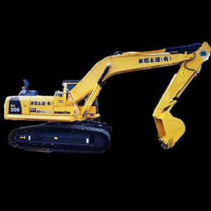 Excavatrice Komatsu PC200 20 tonnes |   Excavatrice hydraulique d'occasion en provenance du Japon |   Matériel de construction d'occasion - Product Image 2
