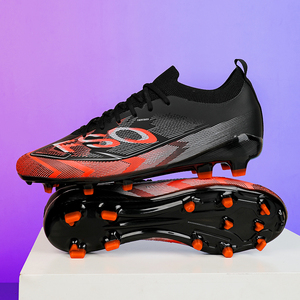 <span class=keywords><strong>Scarpe</strong></span> da <span class=keywords><strong>Calcio</strong></span> per Adulti e Giovani, Modello Low-Top con <span class=keywords><strong>Tacchetti</strong></span> Lunghi in TPU, Taglie Grandi - Product Image 3