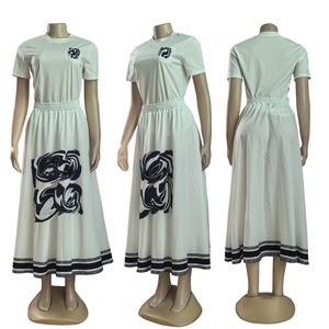 Nuevo Vestido de Verano 2025, Estilo Europeo Americano, Fresco, Simple, Casual, de Manga Corta, con Falda y Tejido de Punto hasta la Rodilla - Product Image 6