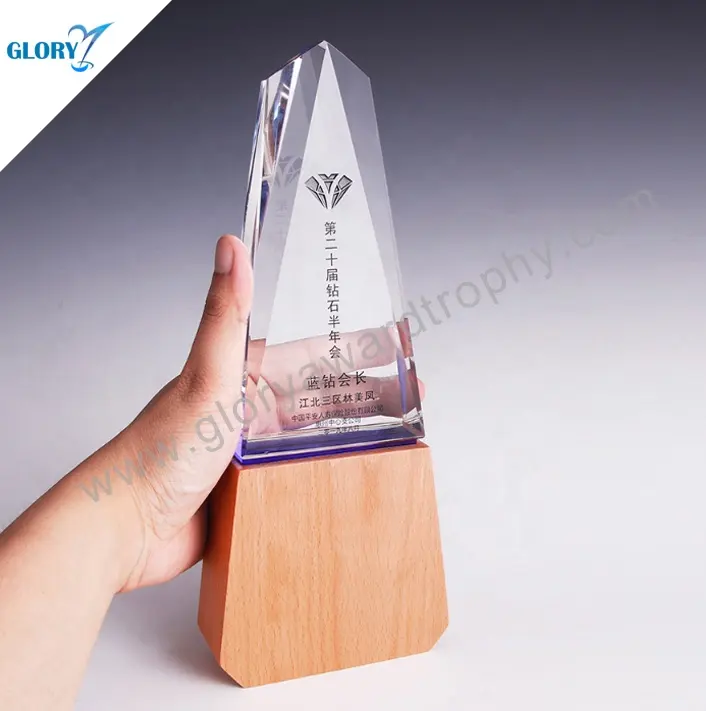 Escudo de vidrio para sublimación, trofeo de premios con base de madera, en blanco