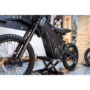 Moto électrique Talaria XXX Pro MX E, cadre en aluminium 6061, suspension avant de 200 mm, couple de roue de 233 N.m, motocross électrique - Product Image 1