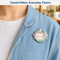 Broche en métal personnalisée pas chère avec logo, motif chat mignon, dessin animé, anime, émail dur, épinglette, vente en gros, OEM, ODM, marque privée