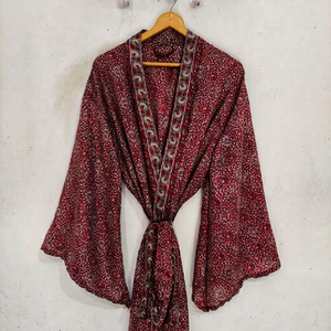 Robe longue kimono en soie Bridel, patchwork, pour couvrir le bikini, vêtement de nuit, kimono en sari indien vintage recyclé fait main - Product Image 1