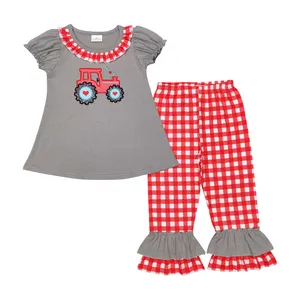 Tracteur coeur broderie gris haut rouge pantalon à carreaux filles saint valentin ensemble de vêtements RTS vente en gros enfant en bas âge Boutique vêtements