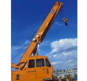 KATO 25Ton KATO NK250E-III used Japanese truck crane for sale