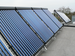 太陽熱暖房システム太陽熱温水器用ヒートパイプ付き30チューブ加圧スプリットソーラーコレクター - Product Image 6