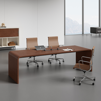 Mobilier de bureau commercial moderne Table de réunion Table de réunion pour plusieurs personnes Bureau Table de conférence et ensemble de chaises