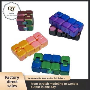 Paquete de Juguetes Antiestrés para Adultos, Cubo Mágico de Formas Extrañas, Diseñado para Reducir la Ansiedad y Mejorar la Concentración, Compañero de Escritorio Portátil y Silencioso - Product Image 2