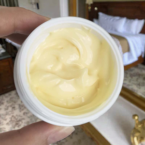 Crema de Noche Blanqueadora de Perlas, Nutritiva e Hidratante, Sin Sulfatos, para Todo Tipo de Piel, para Piel Negra y Blanca, Ingrediente Principal: Leche - Product Image 4
