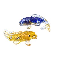 Vente chaude transfrontalière : Ornements décoratifs faits main en forme d'animaux, en cristal naturel avec gouttes de colle, petits poissons pour voiture, bureau et bureau
