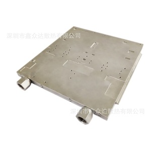 แผ่นระบายความร้อนด้วยน้ำแบบกำหนดเอง Igbt Gl Series 0.425 x 0.357.5 x 0.039 สำหรับชุดแบตเตอรี่ ควบคุมมอเตอร์ และระบายความร้อนเซิร์ฟเวอร์ - Product Image 4