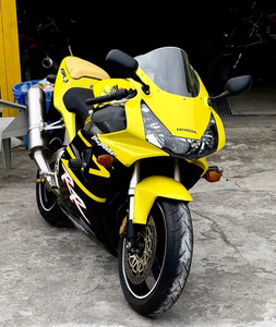 มอเตอร์ไซค์มือสองรุ่นเก่า ของสะสมสำหรับรถมอเตอร์ไซค์<span class=keywords><strong>ฮ</strong></span><span class=keywords><strong>อน</strong></span><span class=keywords><strong>ด้า</strong></span> CBR954 สภาพดีเยี่ยม - Product Image 1