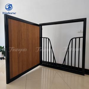 نافذة إسطبل الخيول بإطار فولاذي مقاوم للصدأ على شكل حرف V مع لوحة أكريليك شفافة وإطار مفصلي موثوق لاسطبلات مريحة - Product Image 2