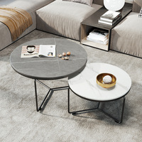 Table basse de luxe dorée pour salon, design moderne, mobilier de réception pour salon de beauté, style panneau bois pour la maison