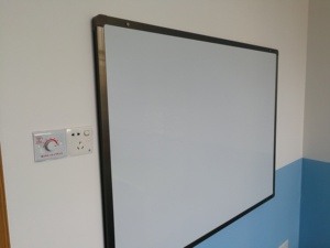 Tableau blanc magnétique réversible mobile Double face de bureau avec roues cadre d'entraînement personnalisé vert - Product Image 5