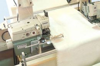 Machine à coudre Pegasus E32L pour gauchers, 2 aiguilles, 5 fils, surjeteuse à point de sécurité, commande sur mesure, dépôt requis