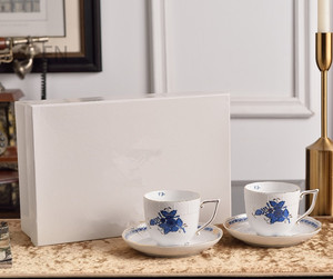 Light Luxury Retro Afternoon Tea Coffee Cup Exquisite Bone China <b>Creative</b> and Fun Design Couple's Business <b>Gift</b> Cup - Product Image 2