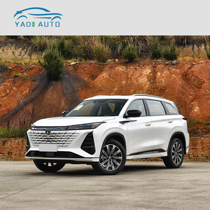 Changan CS75 PLUS 2025 <span class=keywords><strong>3ème</strong></span> Génération Édition Champion 1.5T Hybride Automatique avec Barres de Toit Métalliques Euro VI Nouveau SUV 5 Portes 5 Places Traction Avant - Product Image 5