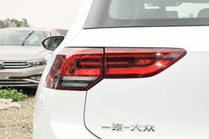 Gran Oferta: VW Golf 200TSI DSG Pro Turbo Hatchback <span class=keywords><strong>2021</strong></span> de Segunda Mano, Ahorro de Combustible, Venta al por Mayor, Suministro Global para Exportación - Product Image 4