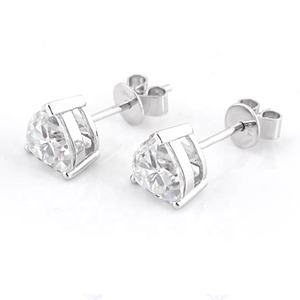 Boucles <span class=keywords><strong>d</strong></span>'oreilles clous en or blanc pour femme, serties de diamants de laboratoire taille cœur, 0,5-2 carats, certifiées IGI, bijoux fins personnalisés, vente en gros River Time - Product Image 1