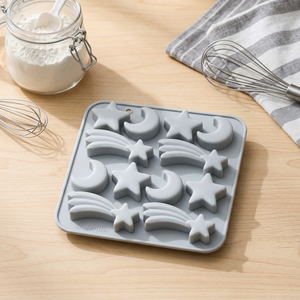 Moldes de Silicona Antiadherentes con Diseño de Luna y Estrella, Reutilizables, de Grado Alimenticio, Lindos Moldes Magnéticos de Silicona para Chocolate, Dulces y Hielo - Product Image 3
