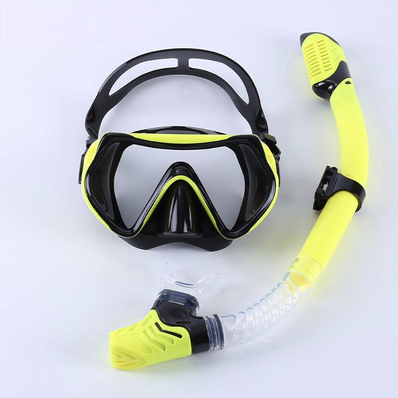 Masque de plongée jaune