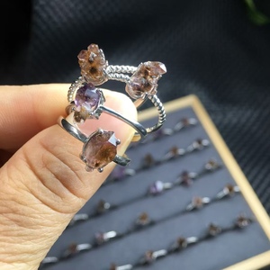 Vente en gros de bagues en pierre brute <span class=keywords><strong>Huang</strong></span> Chaoqi incrustées d'argent S925 Accessoires de mode naturels - Product Image 2