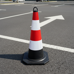 Cono Stradale Riflettente Prismatico ad Alta Intensità in PVC - Product Image 3