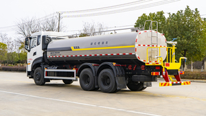 Camión de Aspersión Verde Diésel Dongfeng Tianlong 6X4 de 18500L, el Más Vendido a Nivel Mundial, con Bomba y Múltiples Opciones de Potencia - Product Image 6