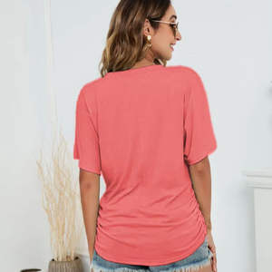 Camiseta de Moda Veraniega Vintage para Mujer Estilo Europeo Americano 2025, Nueva, con Cuello en V Fruncido Lateral, Manga Corta, Corte Regular - Product Image 4