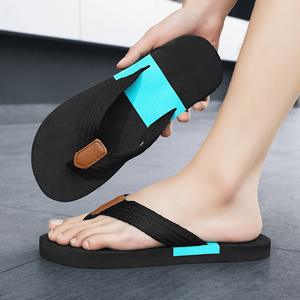 Tongs distinctives pour hommes avec fond souple Vêtements de plein air à la mode pour la plage d'été Pantoufles résistantes à l'usure - Product Image 4