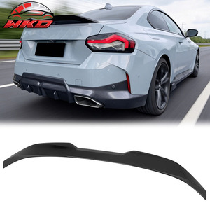 Convient pour BMW Série 2 230i 2022-2026, style MP Performance, becquet de coffre noir brillant - Product Image 1