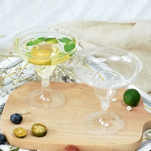 Tasse en plastique transparent <span class=keywords><strong>gourde</strong></span> gobelet tasse jetable élégant verres à pied transparents pour vin jus Cocktails boissons décoration de gâteau - Product Image 5