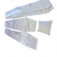 Matelas de cercueil et couverture de cercueil en taffetas de satin de style européen avec rembourrage capitonné et coussin intégré, textile blanc élégant