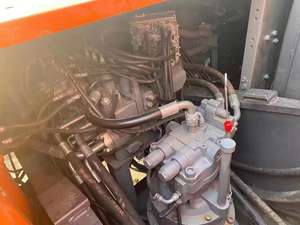 รถขุดไฮดรอลิคตีนตะขาบ ZX200 EX200 20ตันของญี่ปุ่นของแท้ EX200ฮิตาชิใช้แล้ว - Product Image 5