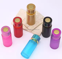 Botol Kemasan Makeup Mewah Label Pribadi Kustom Warna Matte Isi Ulang Botol Kaca Parfum Kosong 50ml