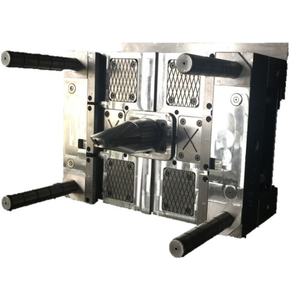 Guangdong YIOT, fabrication sur mesure d'outils et de moules en plastique professionnels pour des pièces en plastique durables et de haute précision pour produits ménagers - Product Image 3