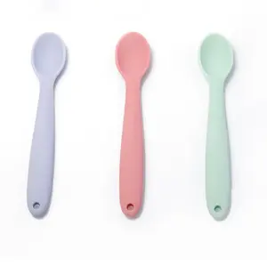 Wholesale Bpa Free Colorful Food Grade Silicone Soft Newborn Kids Training Baby Feeding Spoon