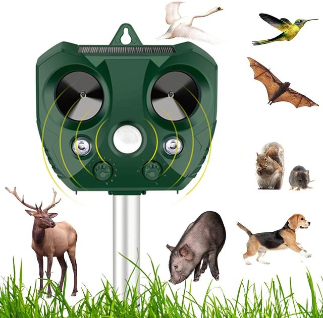Upgrade Solar Outdoor Waterproof Ultrasonic Animal Repellent for Pest Control Driving Away Mice Cat Dog Snake Bird Protect Crop