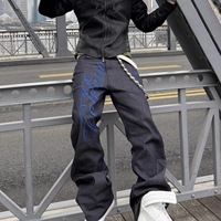 Jean en denim pour homme, coupe skinny, avec coutures décoratives lilas et motif floral, collection Printemps, Fournisseur